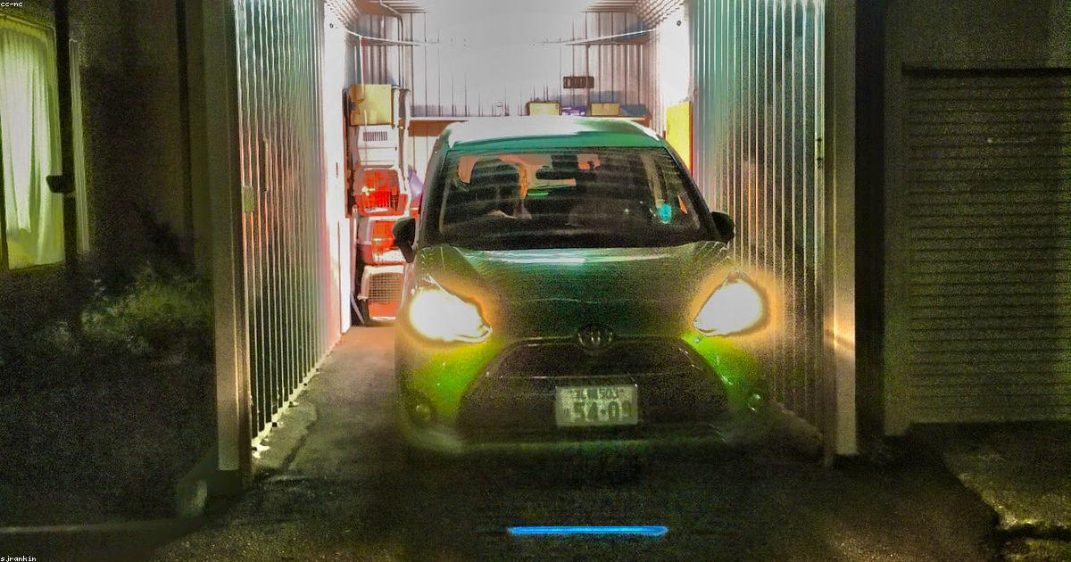 jdm garage - car garage japan